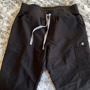 Figs Yola black size medium yoga waistband scrubs